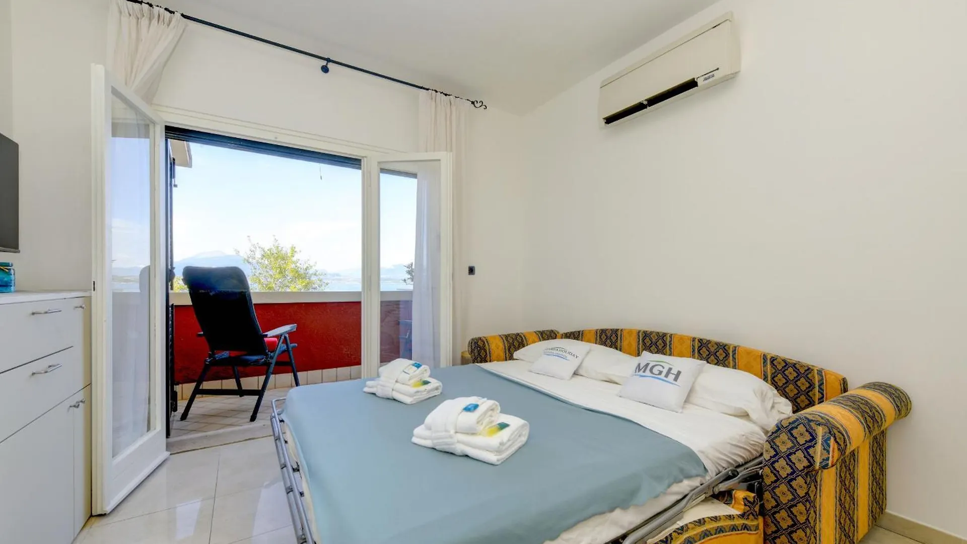 Mgh Lakefront Dream Peschiera Peschiera del Garda Apartment